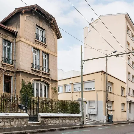 Le Bellevue 2 Par Saint-Etienne (Loire)